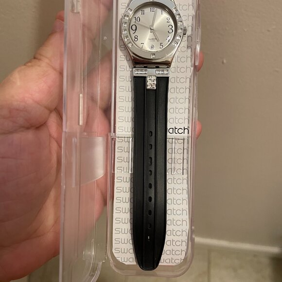 2008 Swatch • Irony Medium *YLS430C FANCY ME BLACK* • Gorgeous! - Picture 2 of 6